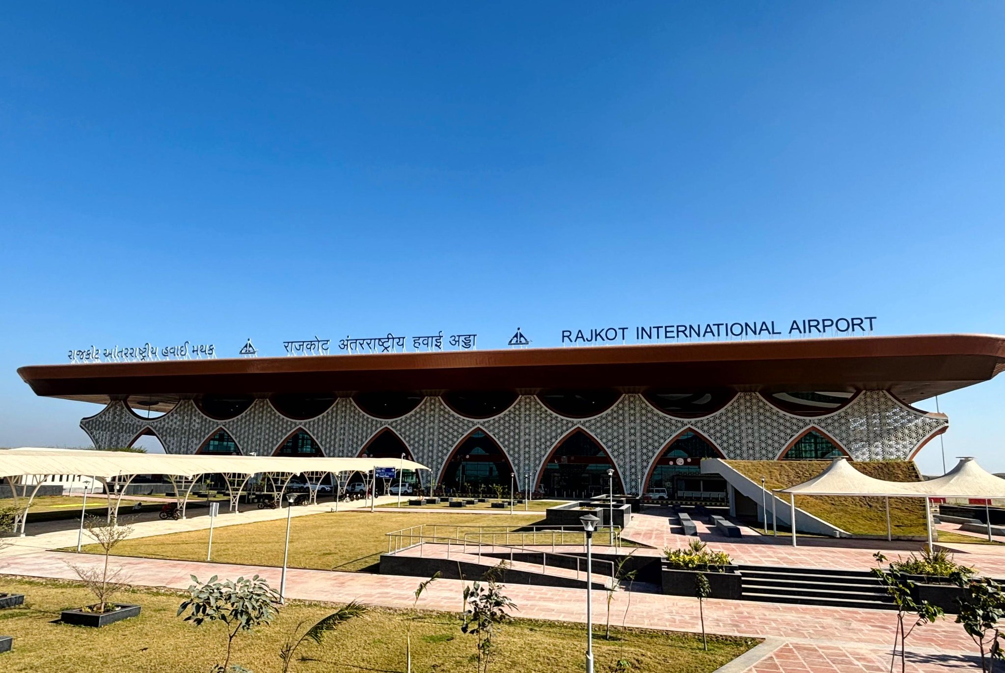 Hirasar Airport to Dwarka Cab Service