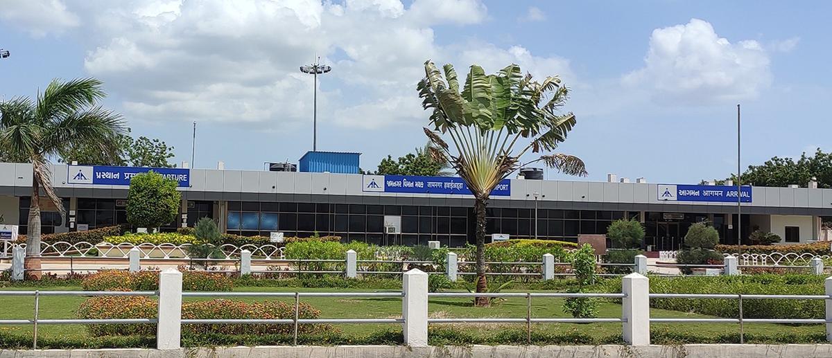 Veraval to Jamnagar Airport Taxi Service